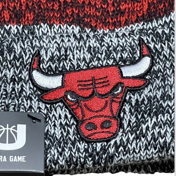 Chicago Bulls Beanie NWT Ultra Game Officially Licensed NBA Gear Retails - Picture 3 of 4